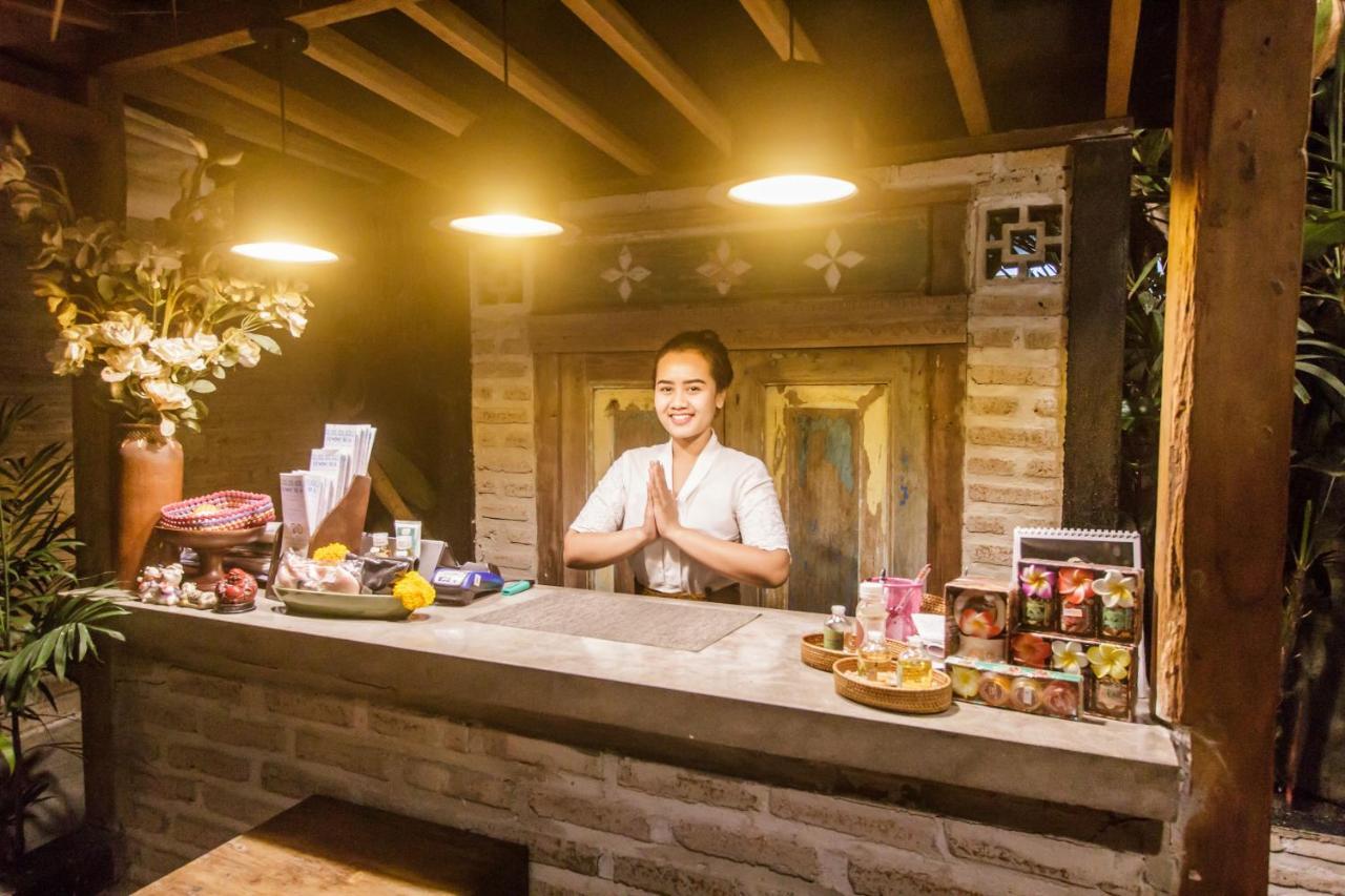 Bening Hut And Spa Seminyak  Luaran gambar