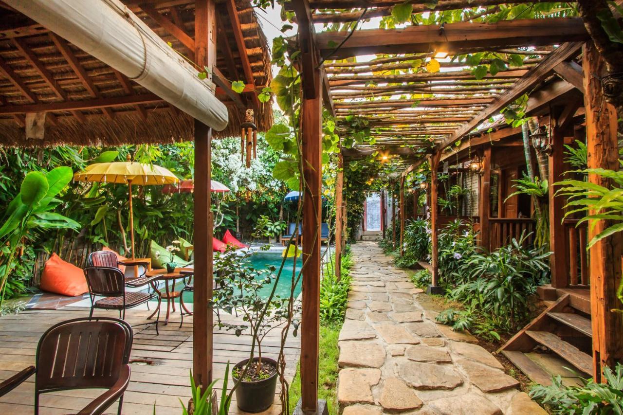 Bening Hut And Spa Seminyak  Luaran gambar
