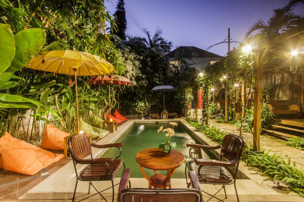 Bening Hut And Spa Seminyak  Luaran gambar