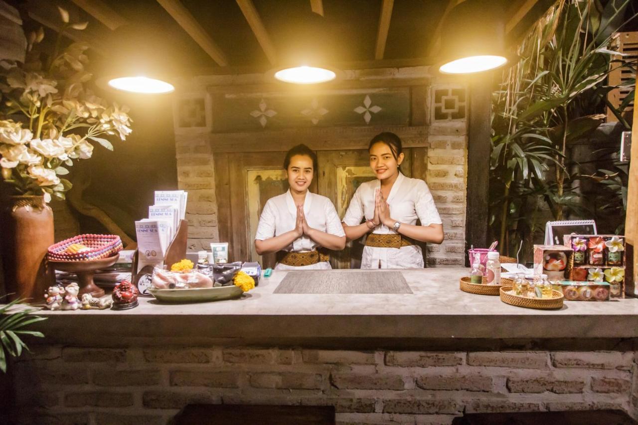 Bening Hut And Spa Seminyak  Luaran gambar
