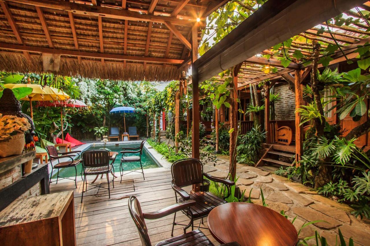Bening Hut And Spa Seminyak  Luaran gambar