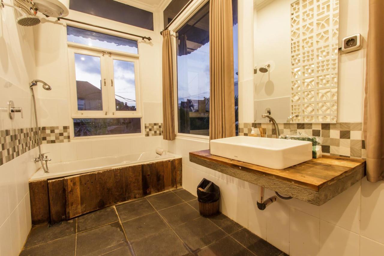 Bening Hut And Spa Seminyak  Luaran gambar